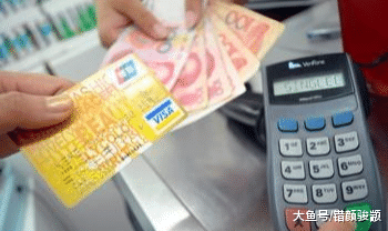 支付寶芝麻分700分, 卻遲遲沒有螞蟻借唄, 網友: 不能怪別人