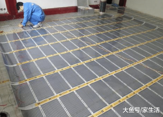 頭一次見家里這樣蹭暖，樓上樓下都開地暖，中間樓層直接暖呼呼