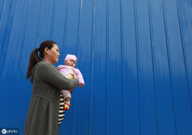 高房价引发人口危机：以前不敢生孩、现在不敢结婚！后果很严重