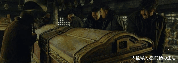 「金枝玉叶」\古墓发现的一物,让专家激动大叫:千年传说终于得到证实\