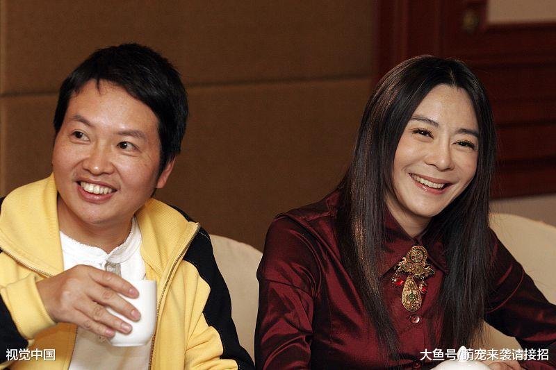她是刘德华初恋, 分手后怒斥华仔双面人, 今53岁未婚成这般!