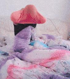 爆笑GIF图：姑娘，你这是要是能穿上我就服了，彻底服了