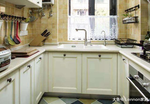 有过教训才敢说：橱柜台面一定要装挡水条，不要嫌丑不去装