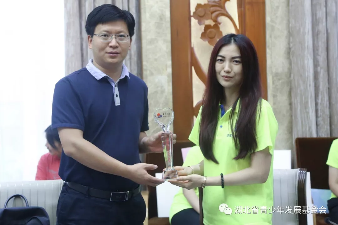 圆梦行动在路上，汇得行200万倾情助学