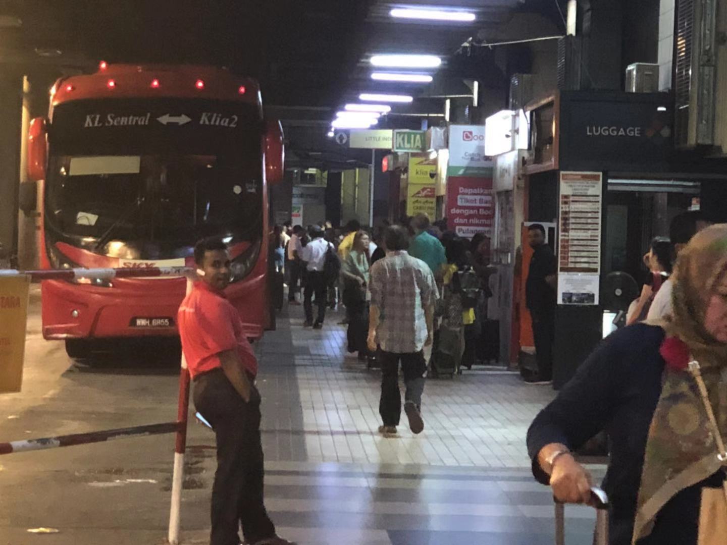 曼谷交通简介：从机场到市区只需要9块钱