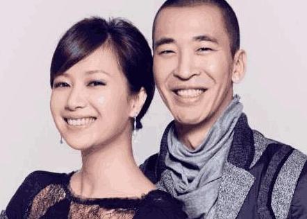 参观徐静蕾现实的家，如今45岁都还没嫁人，打算一辈子住这了？