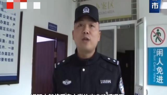 旧同事每月都请客，男子后知后觉：每次吃饭都要用我手机