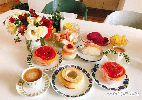 带你看看张梓琳的豪宅，生活过得真是好，一顿下午茶也这么丰盛