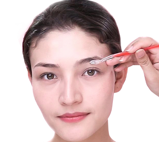 米兰化妆师专用的修眉刀，霸占100多年修眉界霸主，第一毫无疑问