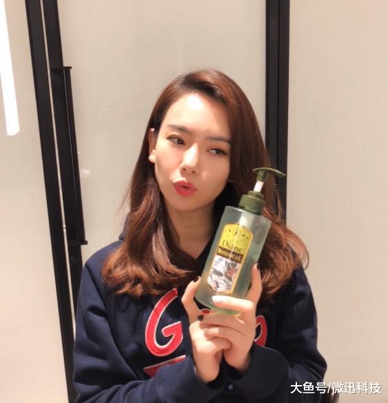 被称为“国宝级”的洗发水,却因价格太低被人看不起,袁咏仪:我用了8年