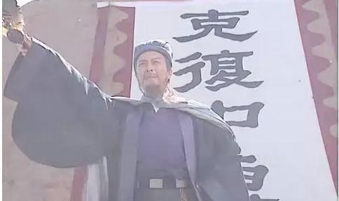 郭嘉不死卧龙不出，其实后面还有一句，此句左右了三国历史的走向