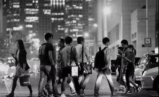 80后、90后已成购房主力：近6成买房为结婚，便宜成为最主要需求