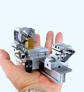 义乌造的“贴砖机”，新手贴瓷砖省力又快又好，让泥瓦工爱不释手