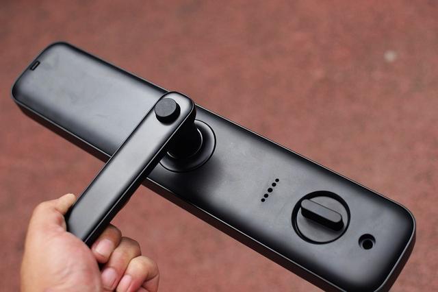 无网络也可以 密码盘自设定 青松沃德智能指纹锁L12 体验