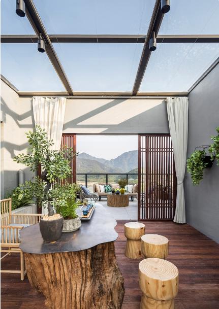 屋顶的露台空间别浪费了，做一个温暖的阳光房，邻居朋友都羡慕！