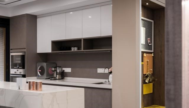 肖七作品：书房已经out了！74万改造145㎡的家，客厅变身图书馆