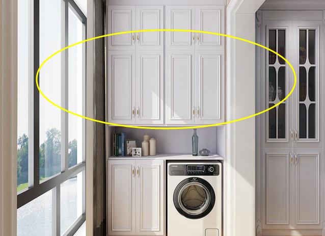 阳台现在可以不用装顶柜了，每次拿东西都不方便，还不如这样装