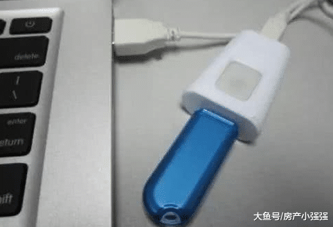 银行人员利于储户不懂网银将895万元转走