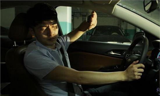 7万左右买这款车，超级省油、皮实耐用、搭载了本田地球梦发动机