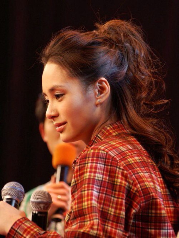 阿娇的捧花都收了，阿Sa到底结不结婚？网友：再不结40岁了！