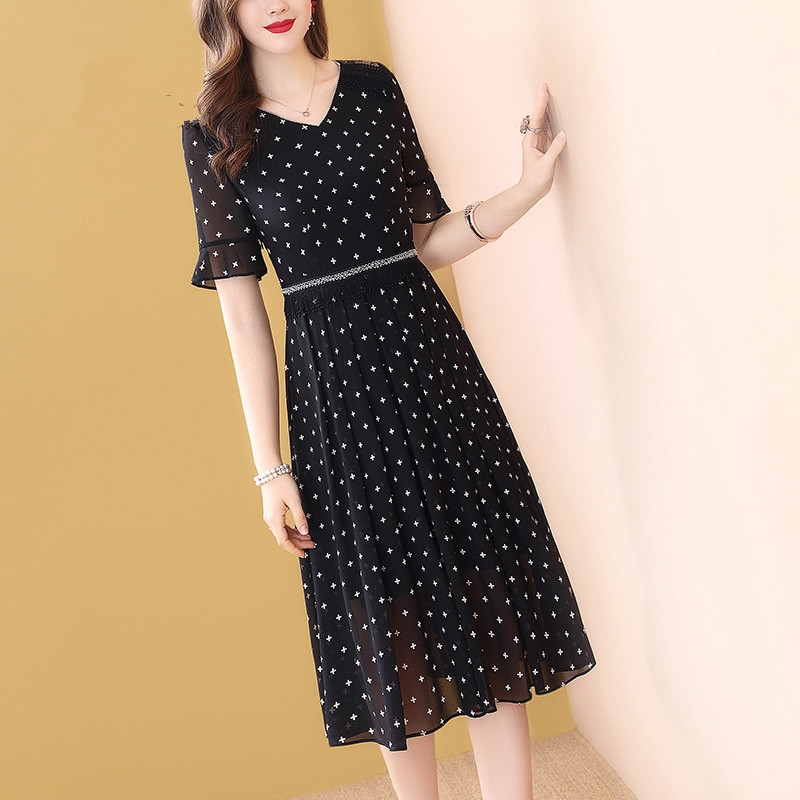 微胖女生没有这3种衣服？怪不得总是显胖