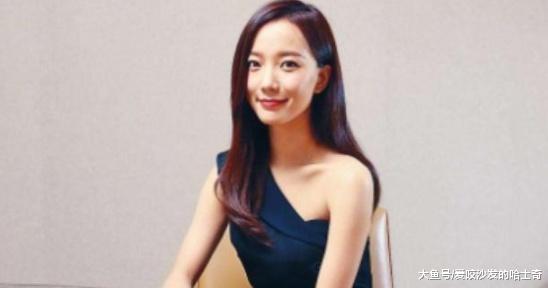 有一种炫富叫“王珞丹的字体”，被笔尖上的中国收录，成首位女星