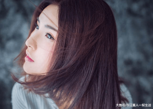 婆婆生病我给了一万块，工作太忙没去照顾，弟媳一条朋友圈我火冒三丈