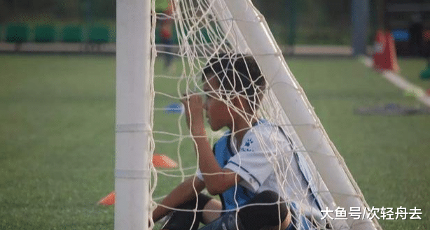 ＂中国足球致命缺陷被巴萨教练一语道出！若不改善，很难成为强队＂