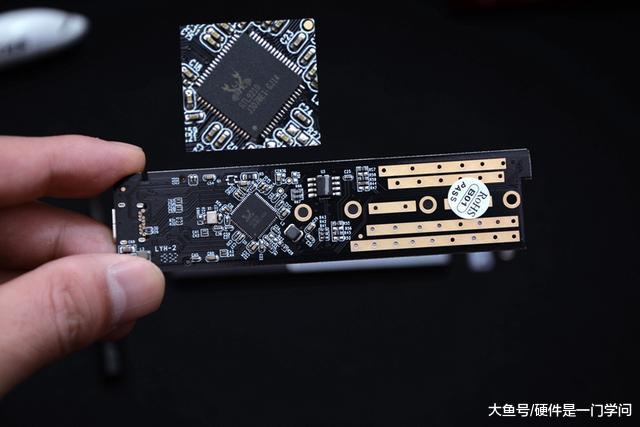 闲置M.2 NVMe固态硬盘还在吃灰？加个硬盘盒速度比U盘快几十倍