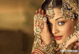 直擊戴鼻環的印度美女真實生活，導游：盡量不要與之談話交流！