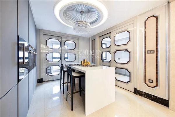 创意轻奢家居：高级灰与天然薄木的绝妙搭配