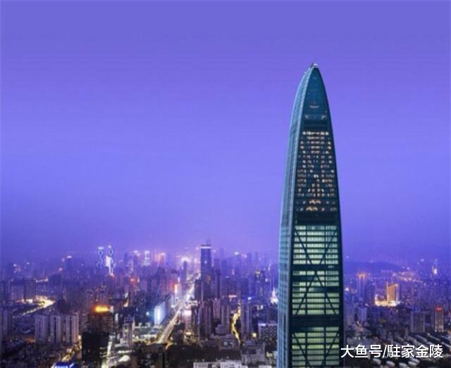 刚说深圳有望成为世界中心，写字楼租金的下降是否是在打专家的脸