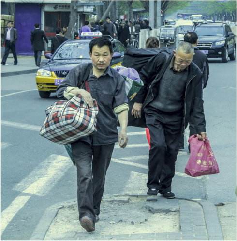 房产中介：我就是要用你百万房款换成我万把块的中介费