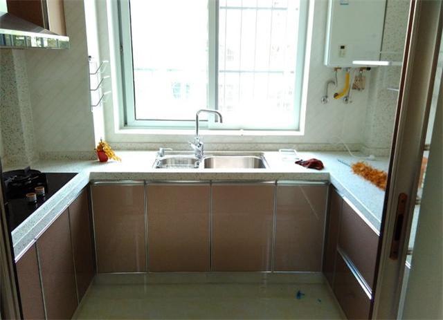 婆婆花20w为我们装修的新房，感觉不值这个价，10万还差不多