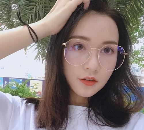 屈臣氏一年狂卖21800包的药粉，提亮肤色又补水，网友：5天白一度！