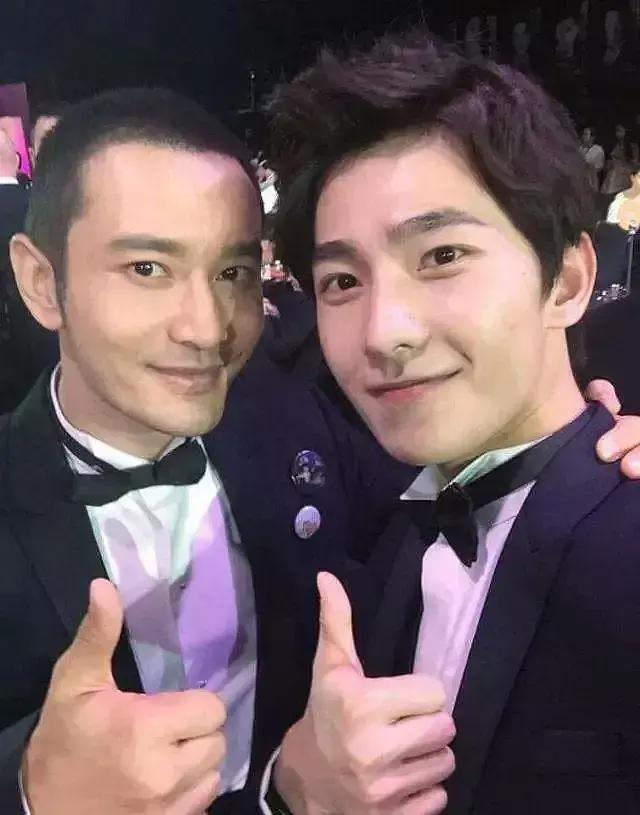 一眼就不能忘的合照,吴尊骨相比吴亦凡更绝,严宽长得像画里的人