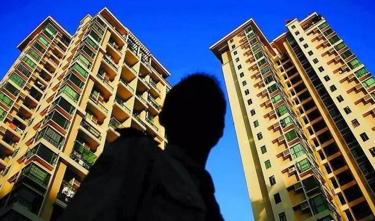 楼市两极分化已成定局，未来小房企将逐步被淘汰？