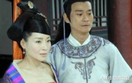 史上最怕老婆的兩個男人，其中一個不敢娶小妾，老婆死后被女人掏空了身子