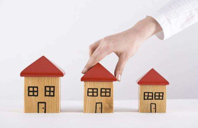 幸福千万条，买房第一条，今年不买房，明年两行泪