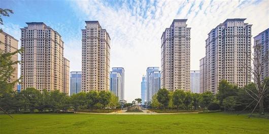 买房时，不考虑价格，32层的房仅剩1、4、18、32层，你选哪一层？