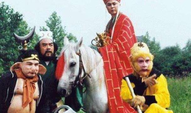 小白龙只封了龙马，为啥不生气？如来偏心，你看化龙池里盛了啥？