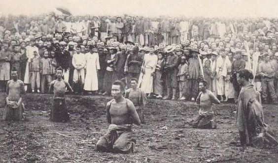 八国联军攻入紫禁城，王宫大臣死伤无数，为何后宫嫔妃安然无恙？