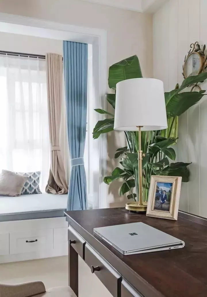 休闲美式新房装修图，简单的配色，却勾勒出温和的一个家！