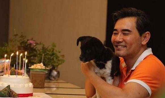 晒晒赵文瑄住的豪宅，光大门设计就很霸气，一个人居住有点浪费了