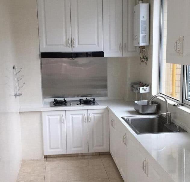 18万装修的新房，家具进场就等入住了，头一次见窗帘这么挂！