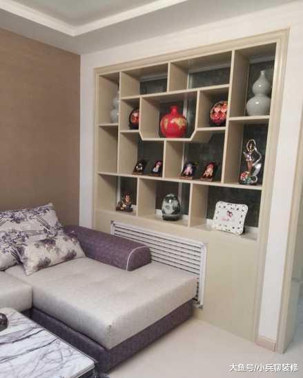 60平方的蜗居，住祖孙三代人，秘诀竟是阳台搭床给妈睡！