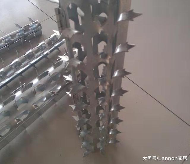 阳台不要装防盗网，学学人家这么装，省钱实用又安全