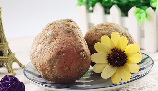 红薯发芽后还能吃吗？发霉红薯呢？吃红薯的注意事项，需转告家人