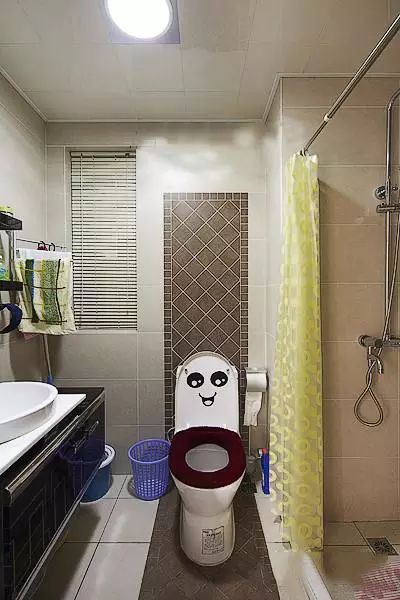 72平三居室小户型装修，实用简约而又大气的设计！