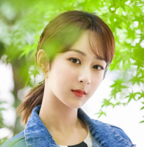 杨紫回应《青簪行》番位争议，一句话表明态度，粉丝却撕得更狠？